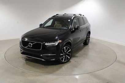 Used 2019 Volvo XC90 T6 Momentum w/ Protection Package