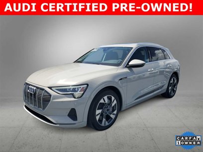 Certified 2022 Audi e-tron Premium w/ Towing Package
