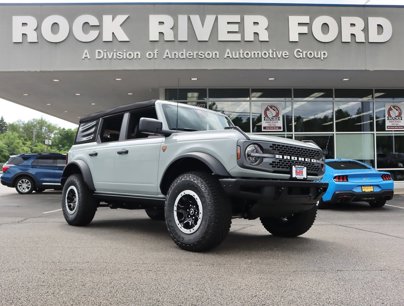 New 2024 Ford Bronco Badlands w/ Sasquatch Package