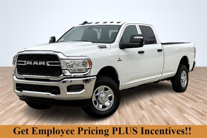 New 2024 RAM 2500 Tradesman w/ Chrome Appearance Group