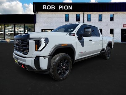 Used 2025 GMC Sierra 2500 AT4 w/ AT4 Premium Plus Package