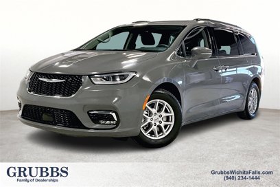 Used 2022 Chrysler Pacifica Touring-L