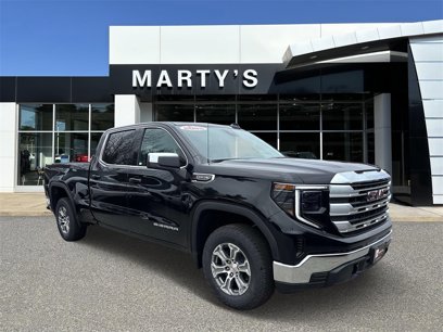 New 2025 GMC Sierra 1500 SLE w/ Preferred Package