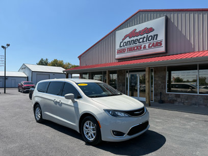 Used 2020 Chrysler Pacifica Touring