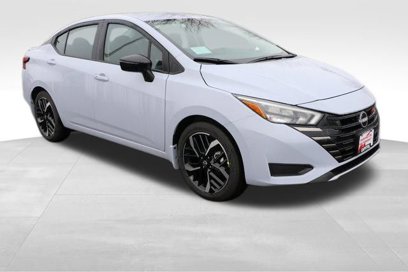 New 2025 Nissan Versa SR w/ Trunk Package