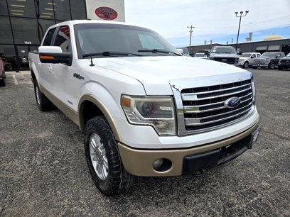 Used 2014 Ford F150 Lariat w/ Equipment Group 501A Mid