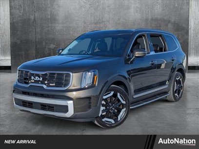 Used 2024 Kia Telluride S w/ S Sunroof Package