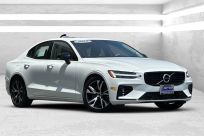 Certified 2022 Volvo S60 T8 R-Design Expression