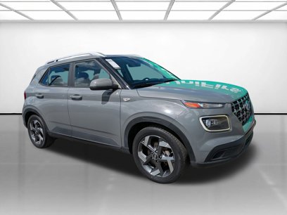 Used 2021 Hyundai Venue SEL w/ Premium Package