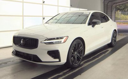 Used 2024 Volvo S60 T8 Plus