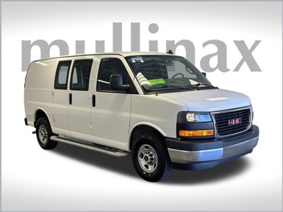 Used 2022 GMC Savana 2500 w/ Driver Convenience Package