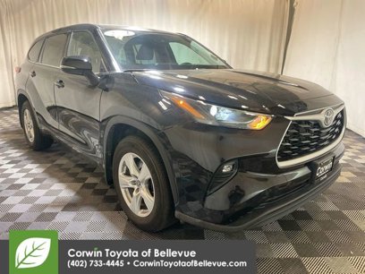 Certified 2022 Toyota Highlander LE