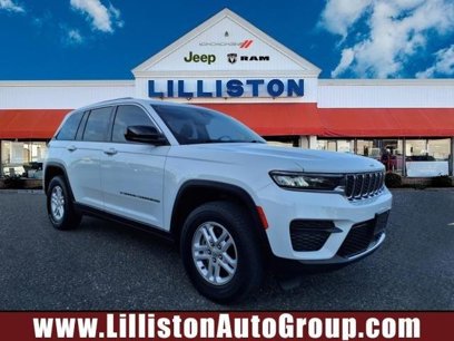 Used 2022 Jeep Grand Cherokee Laredo w/ Luxury Tech Group I