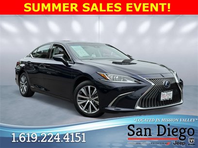 Used 2020 Lexus ES 300h w/ Premium Package