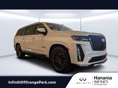 Used 2024 Cadillac Escalade ESV V