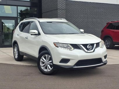 Used 2016 Nissan Rogue SV w/ SV Premium Package