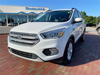 Used 2017 Ford Escape SE w/ Equipment Group 201A
