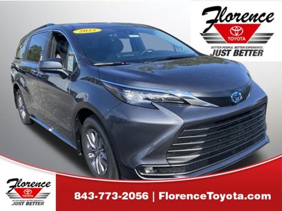 New 2025 Toyota Sienna XLE