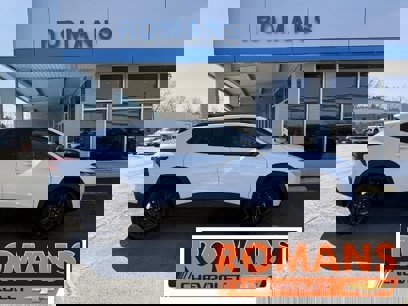New 2025 Chevrolet Trax ACTIV w/ Sunroof Package