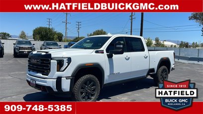 New 2025 GMC Sierra 2500 AT4 w/ AT4 Premium Plus Package