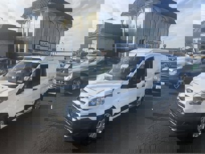 Used 2017 Ford Transit Connect XL