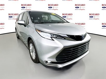 Used 2023 Toyota Sienna Limited