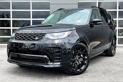 New 2025 Land Rover Discovery Dynamic SE