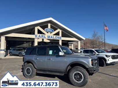 New 2024 Ford Bronco Outer Banks w/ Sasquatch Package