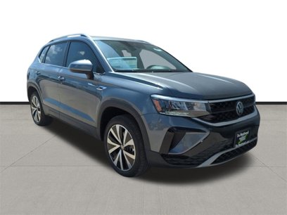 New 2024 Volkswagen Taos SE