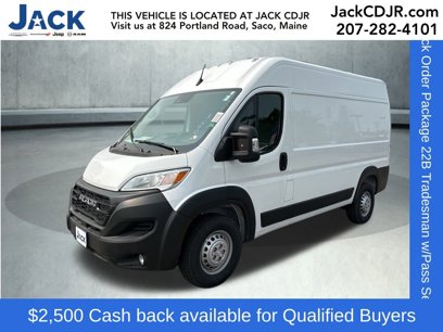New 2025 RAM ProMaster 2500 w/ Convenience Group