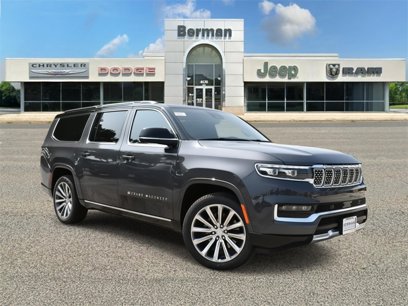 New 2023 Jeep Grand Wagoneer L 4WD w/ Rear Seat Video Group 1