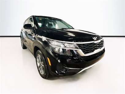 Used 2023 Kia Seltos LX