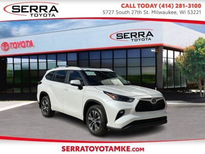 Used 2023 Toyota Highlander XLE
