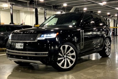 Used 2025 Land Rover Range Rover SE