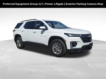 Used 2023 Chevrolet Traverse LT