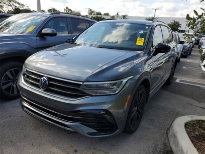 Used 2022 Volkswagen Tiguan SE R-Line