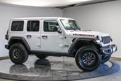 New 2025 Jeep Wrangler Unlimited Rubicon w/ XTREMEE 35" Tire Package