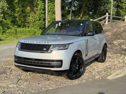 New 2025 Land Rover Range Rover SE