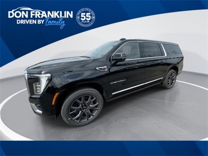 New 2025 GMC Yukon XL Denali w/ Sun & Power Step Package