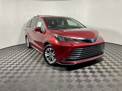 New 2025 Toyota Sienna XLE