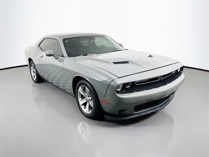 Used 2017 Dodge Challenger SXT