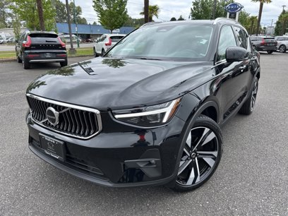 Certified 2024 Volvo XC40 B5 Plus w/ Protection Package Premier
