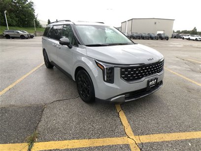 New 2025 Kia Carnival SX Prestige