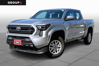 New 2024 Toyota Tacoma SR5