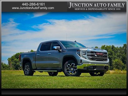 New 2025 GMC Sierra 1500 SLT w/ SLT Premium Plus Package