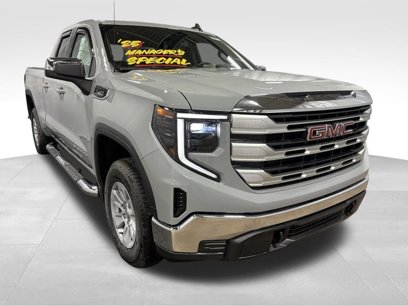 New 2025 GMC Sierra 1500 SLE