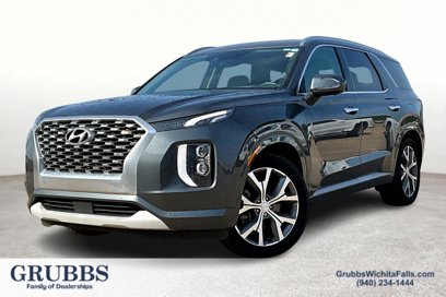 Used 2022 Hyundai Palisade Limited w/ Winter Package
