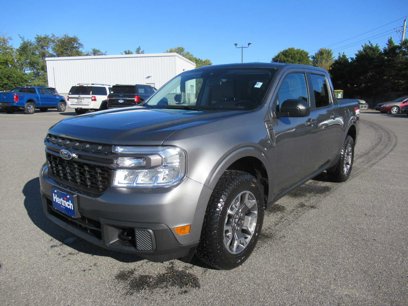 New 2024 Ford Maverick XLT w/ Equipment Group 300A Standard
