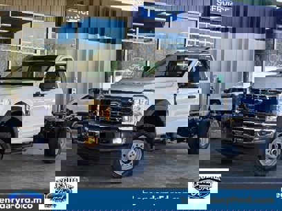 New 2025 Ford F550 4x4 Regular Cab Super Duty w/ XL Chrome Package
