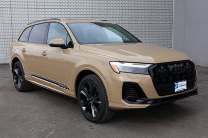 New 2025 Audi Q7 3.0T Premium Plus